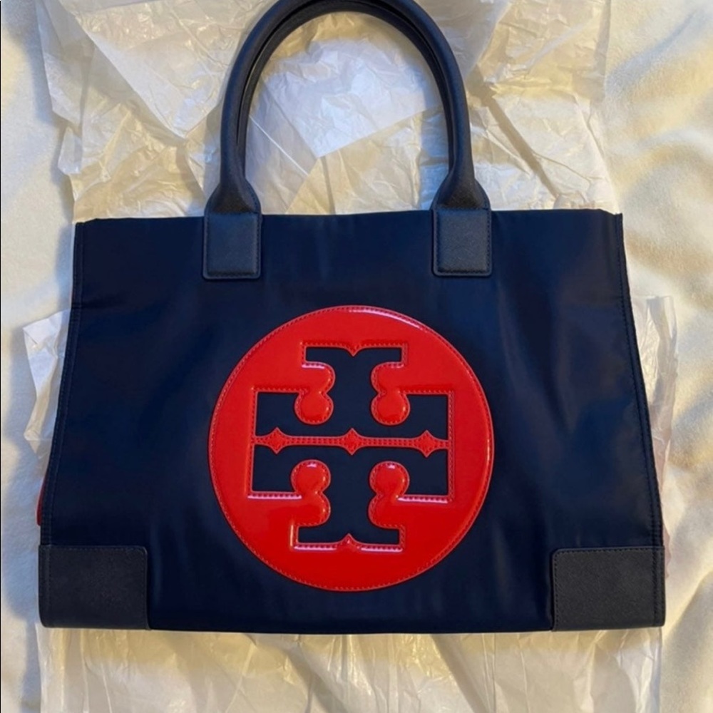 TORI BURCH ABSOLUTELY GORGEOUS NEW WITHOUT TAGS LARGE ELLA TOTE